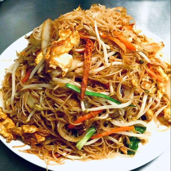 Supreme Soy Sauce Fried Rice Noodles